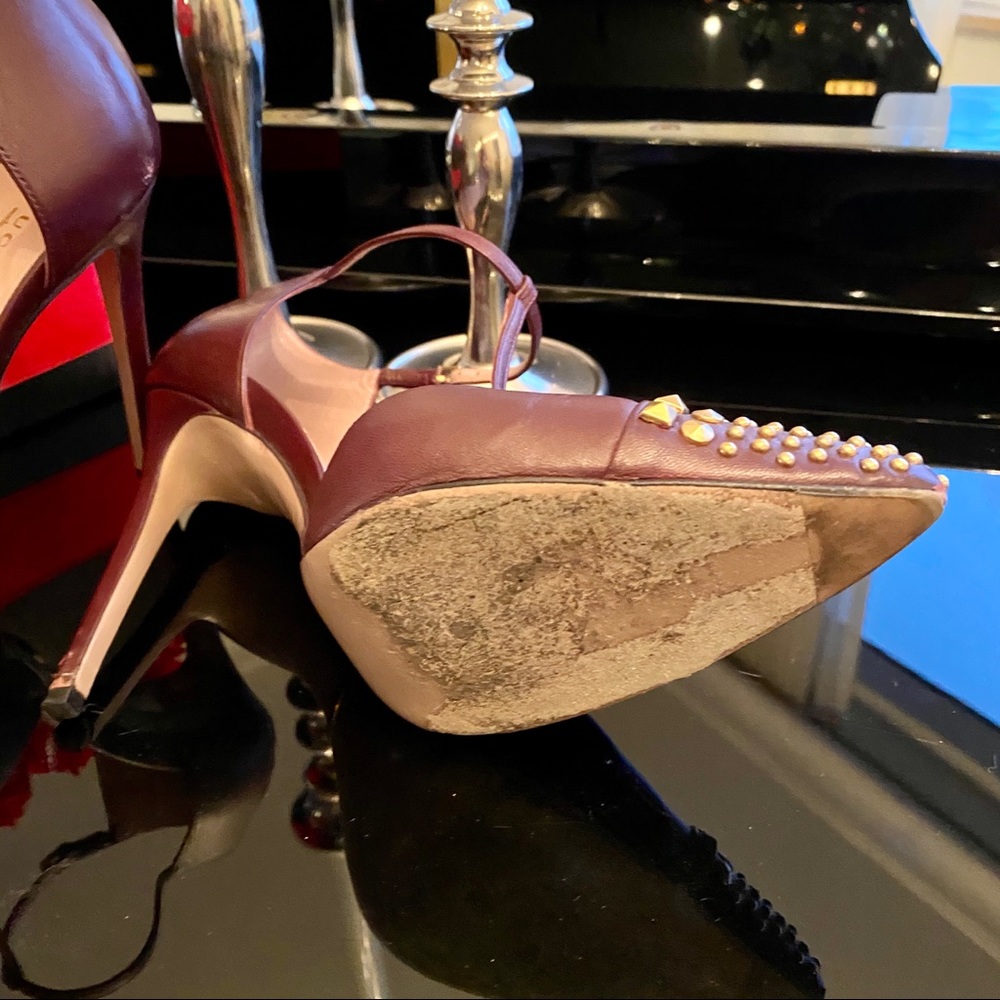 🎉HP🎉 AUTH GUCCI COLINE STUDDED T-STRAP PUMP - Picture 9 of 16